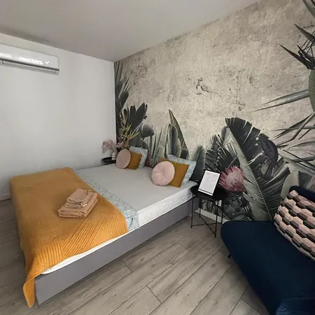 Wow! Paradise كراكوفيا